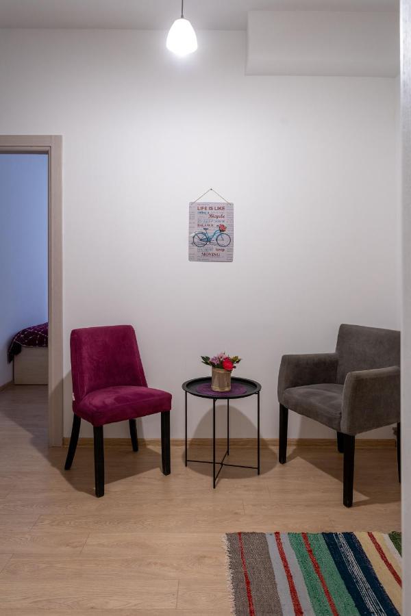 Hostel Denica Skopje Luaran gambar
