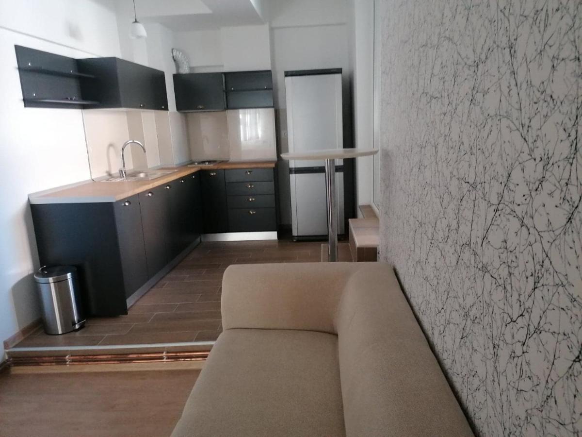 Hostel Denica Skopje Luaran gambar