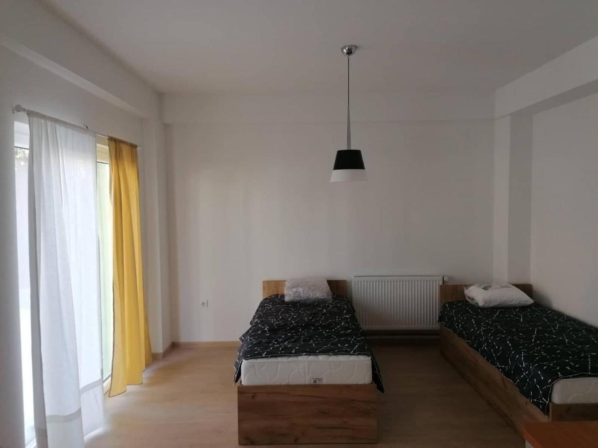 Hostel Denica Skopje Luaran gambar
