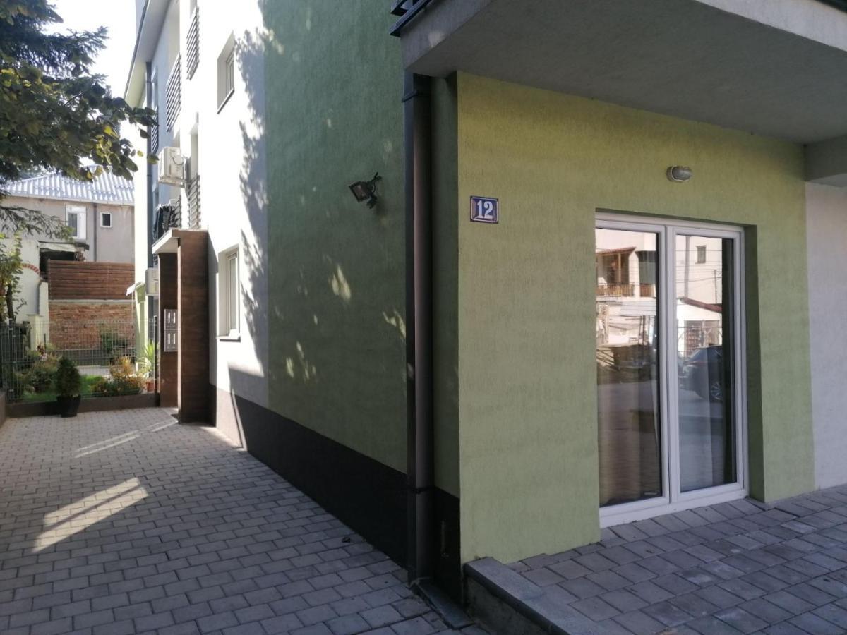 Hostel Denica Skopje Luaran gambar