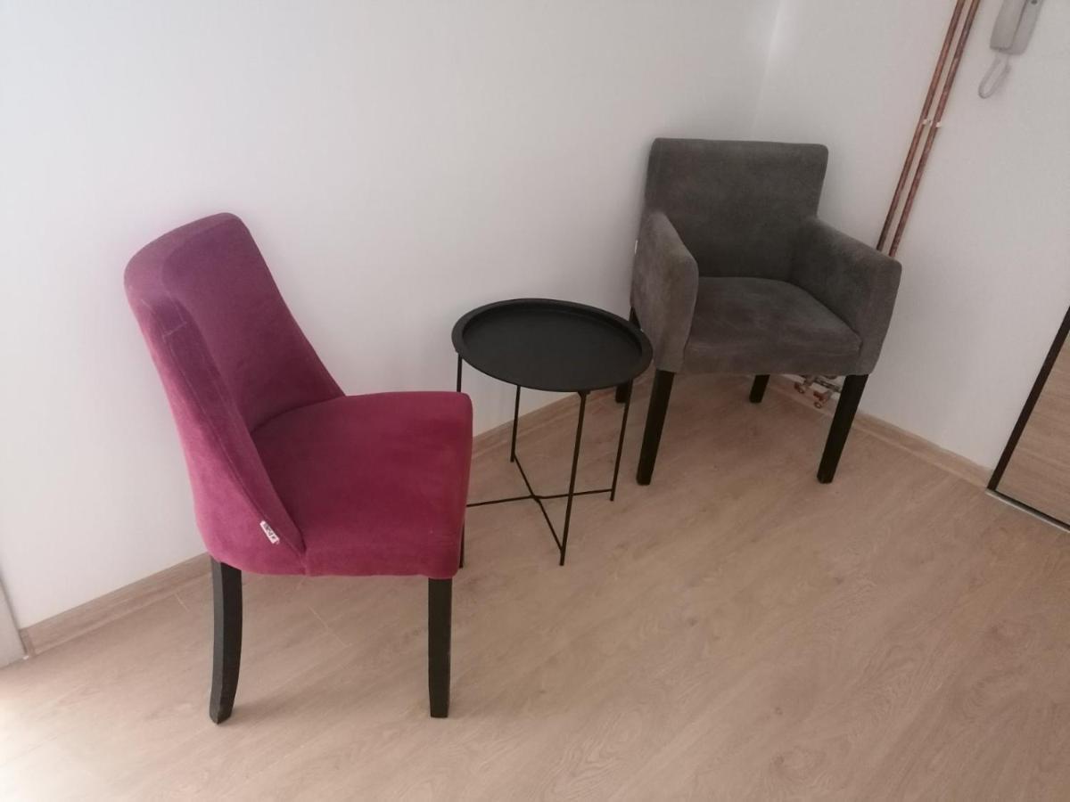 Hostel Denica Skopje Luaran gambar
